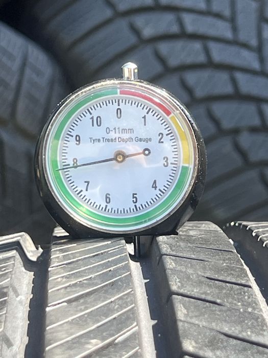 Opona pojedynka Kumho 235/60/18