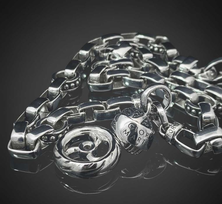 Rockowy naszyjnik Giorgio Martello – srebro 925, kask i moc stylu!