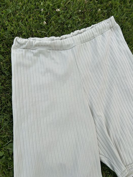 Leginsy kolarki w prążki z missguided