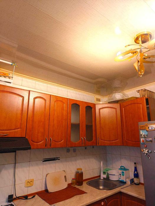 Продам 2 к. квартиру, ул. Владислава Зубенка