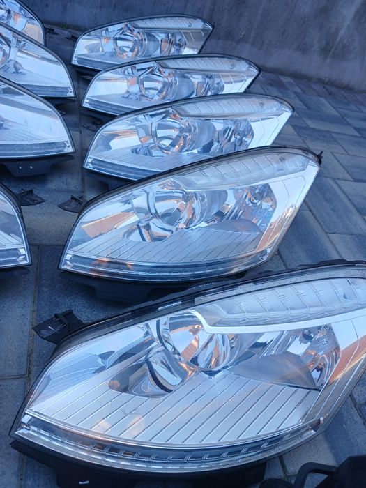 Фара,фари на Сітроен Ц 4 Пікассо, Citroën C 4 .