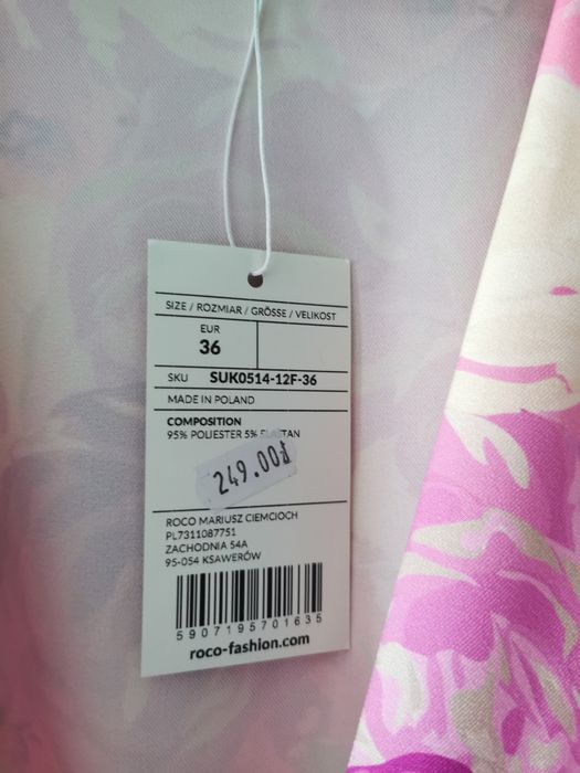 Sukienka Roco Fashion w kwiaty 36