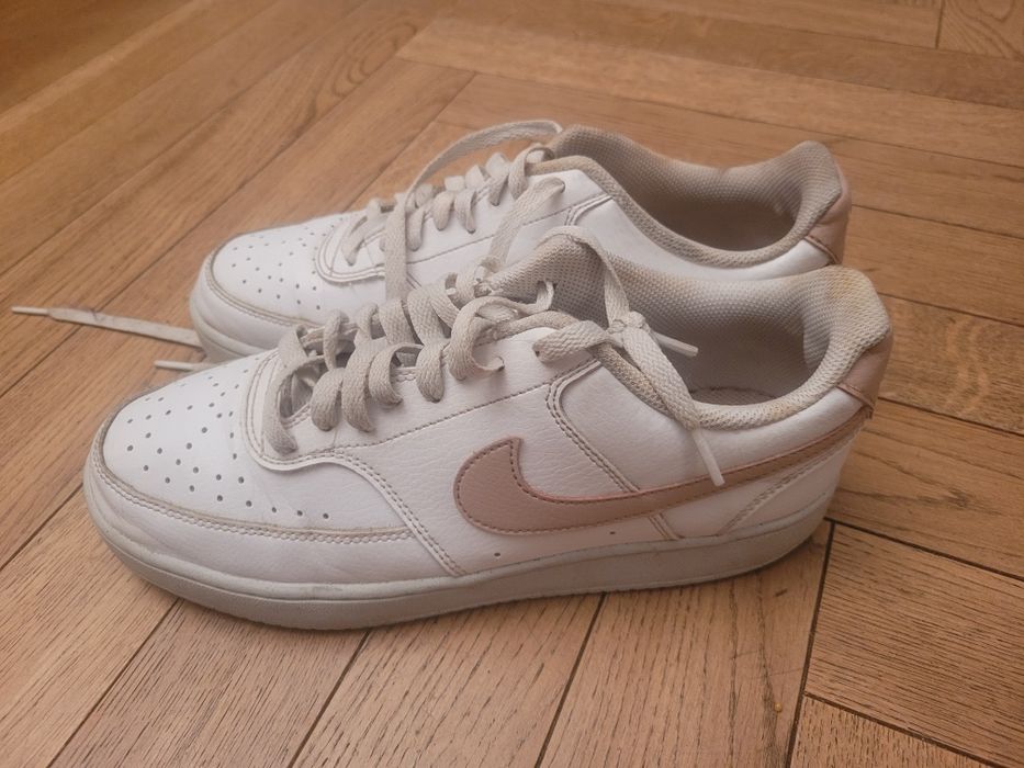 Używane Nike rozm 40.5