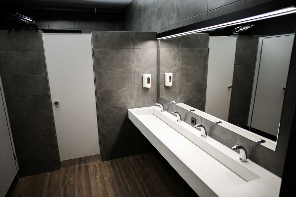 6 місний номер №35. Хостел за доступною ціною 3 хв. м. Академмістечко