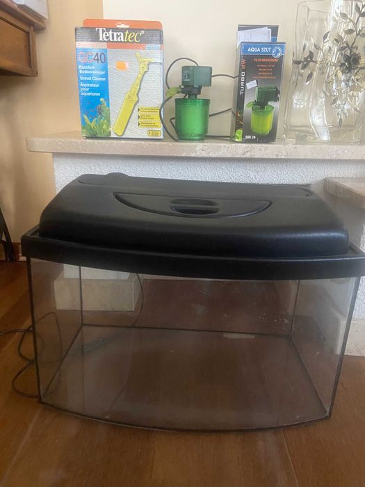 Sprzedam akwarium 50×30×30 cm