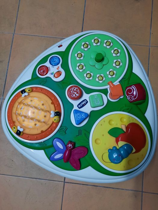 Mesa de atividades Chicco