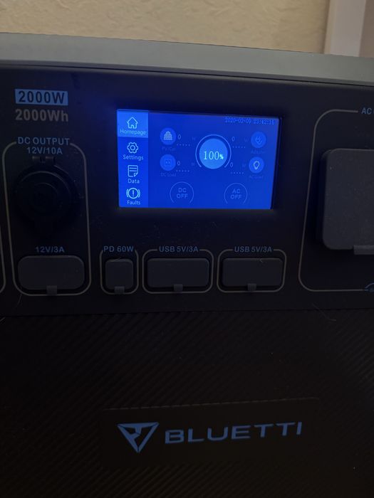 Зарядна станція BLUETTI  AC200 P 2000W