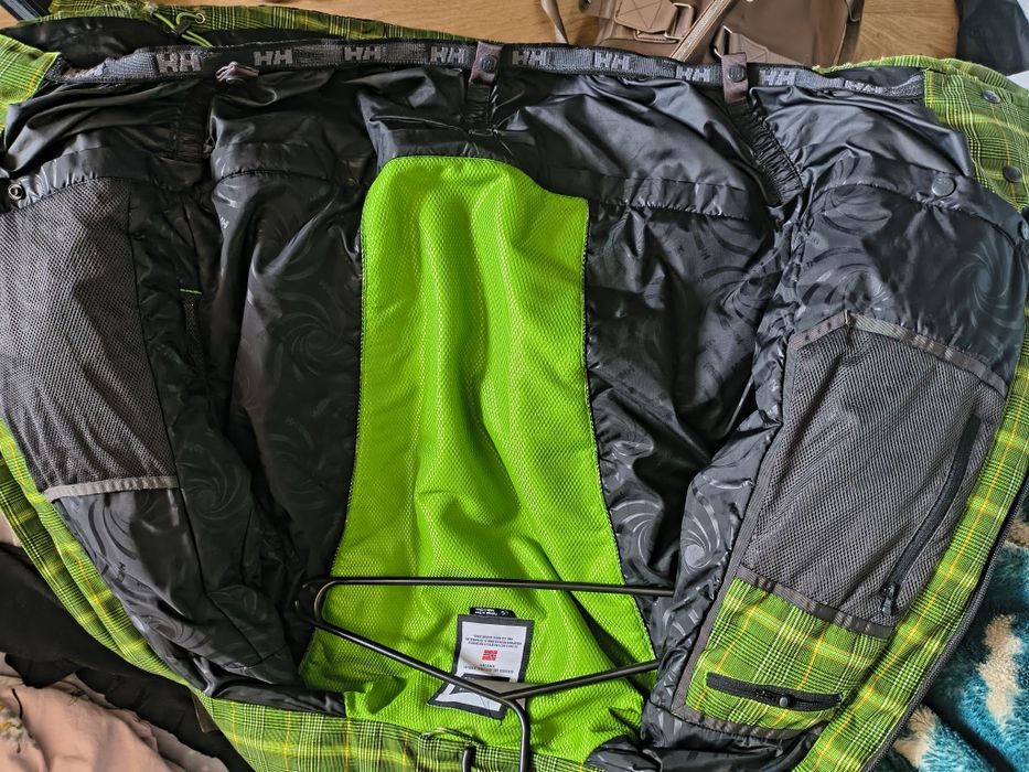 Чоловіча лижна куртка Helly Hansen розмір L