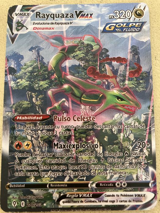 Rayquaza Vmax Golpe Fluido