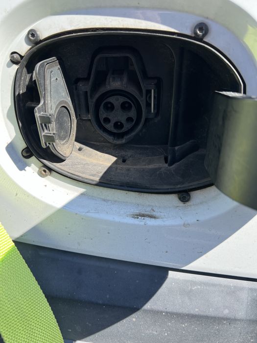 Reno kengo ze електричка