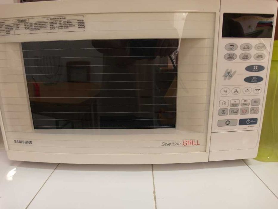 Microondas Samsung com grill