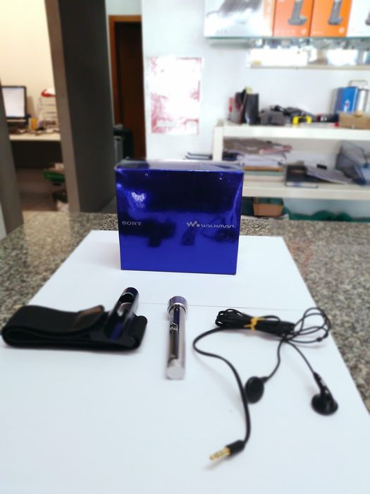 Leitor MP3 Sony Walkman NW-S202 altamente colecionavel