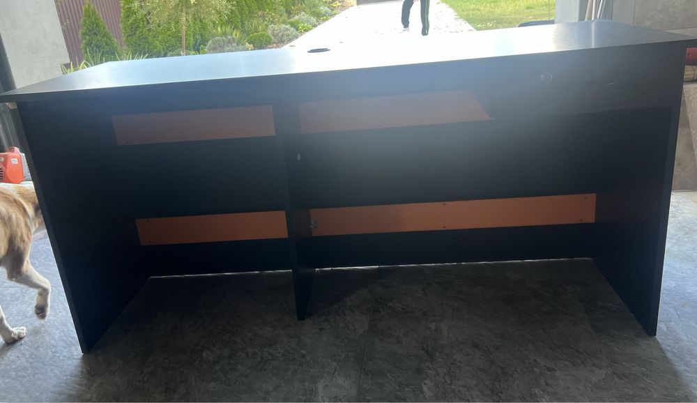 Стіл офісний б/в