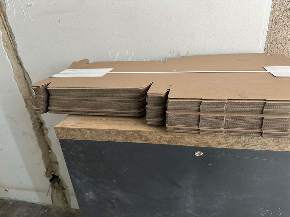 Картонні коробки