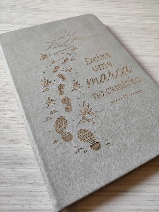 Caderno/Diário/Bloco de Notas A5 Personalizado Cinzento - Coisas de Geek - Gravação a Laser