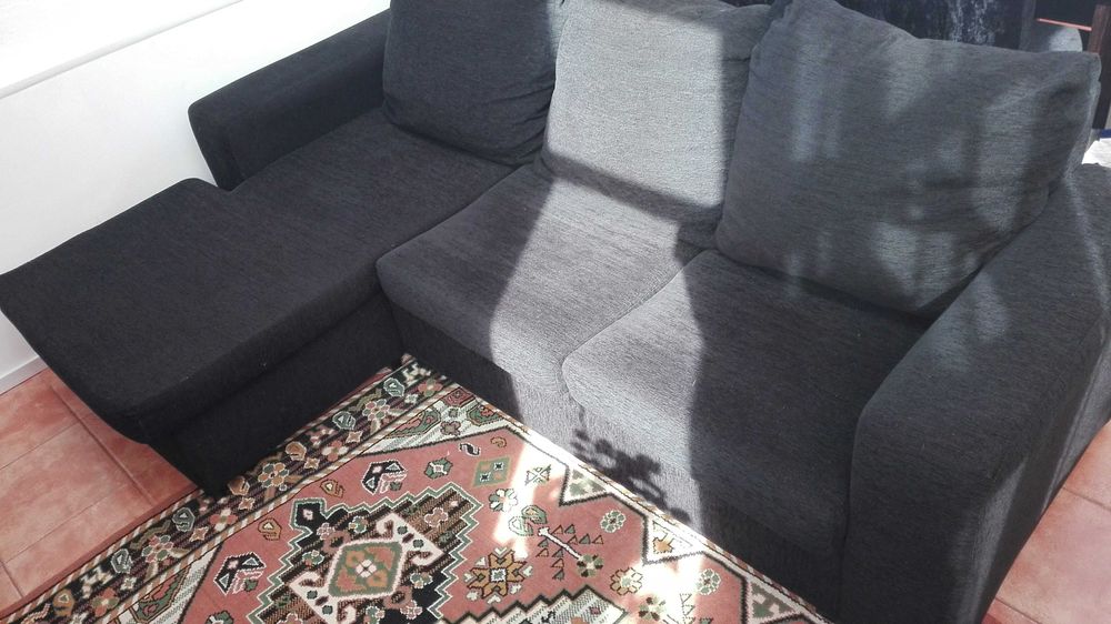 Sofá com chaiseloung, usado em bom estado. NÃO faço ENTREGAS. 150€