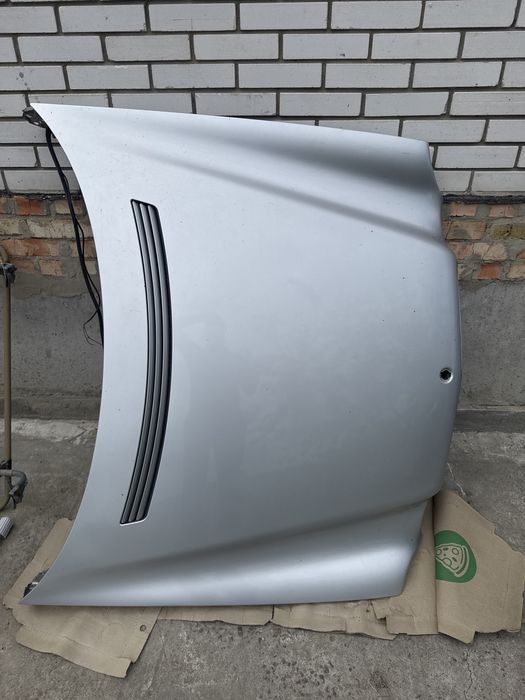 Продам капот мерседес w 210