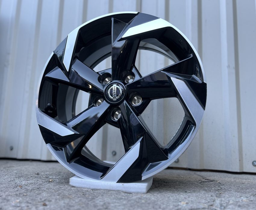 Nowe oryginalne felgi Nissan 17 cali Juke Qashqai X-Trai Almera Pulsar