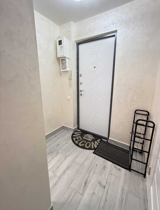 1-к. квартира по вул. Іванни Блажкевич з євроремонтом.