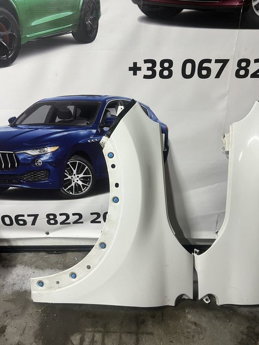 Крыло с направляющей левое Фиат Фіат Fiat 500X 2014-2025г