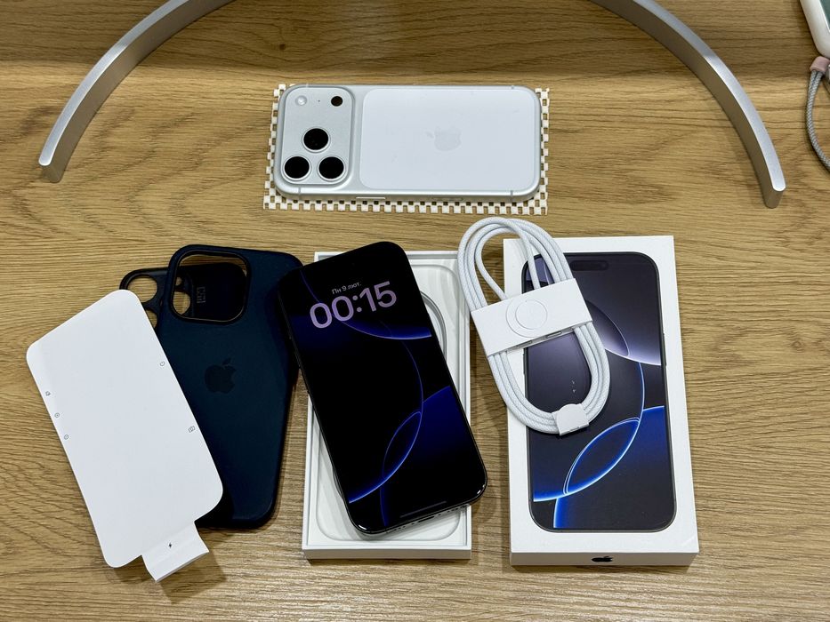 iPhone 16 Pro 256GB Black Titanium Newerlock (93% АКБ)