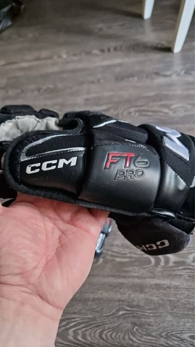 Хокейные перчатки CCM ft6pro