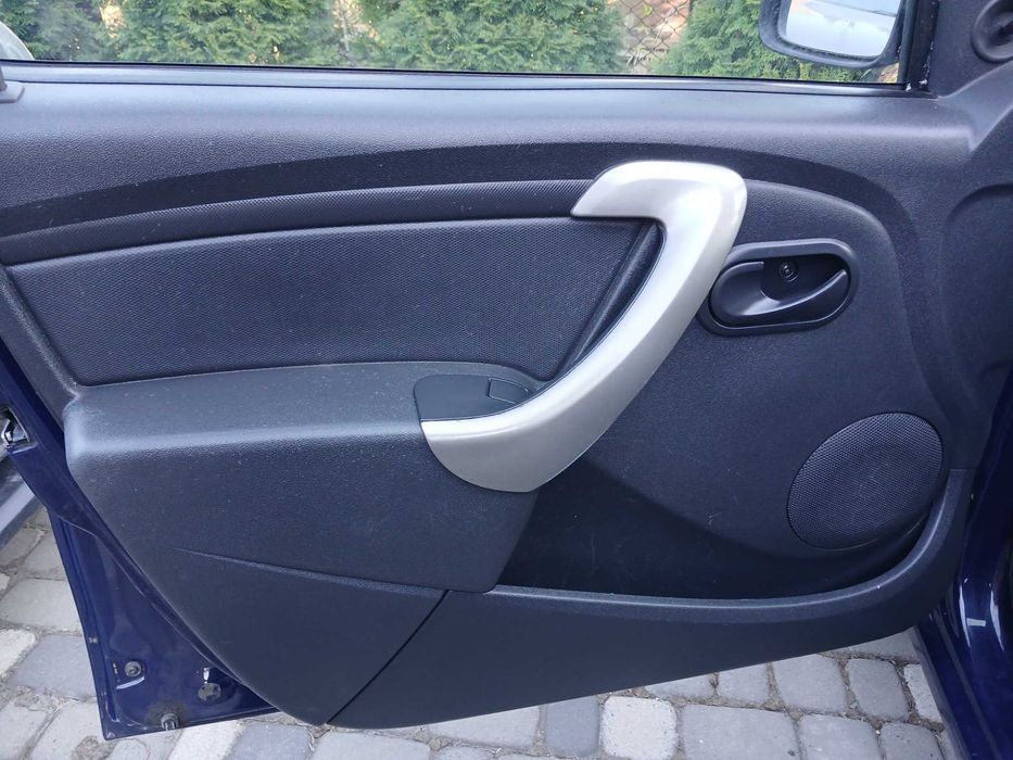 Dacia Sandero 2012