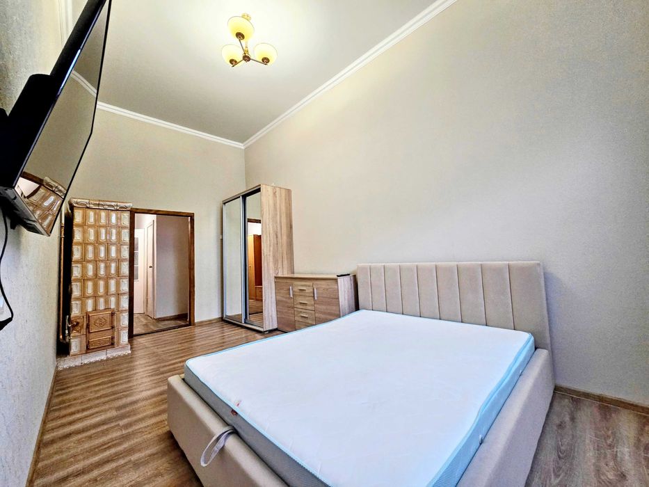 1 кімнатна квартира ЦЕНТР міста вул.ПЕРЕЯСЛАВСЬКА (площа Філармонії).