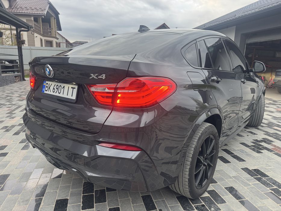 Продам власне авто BMW x4 в М-пакеті