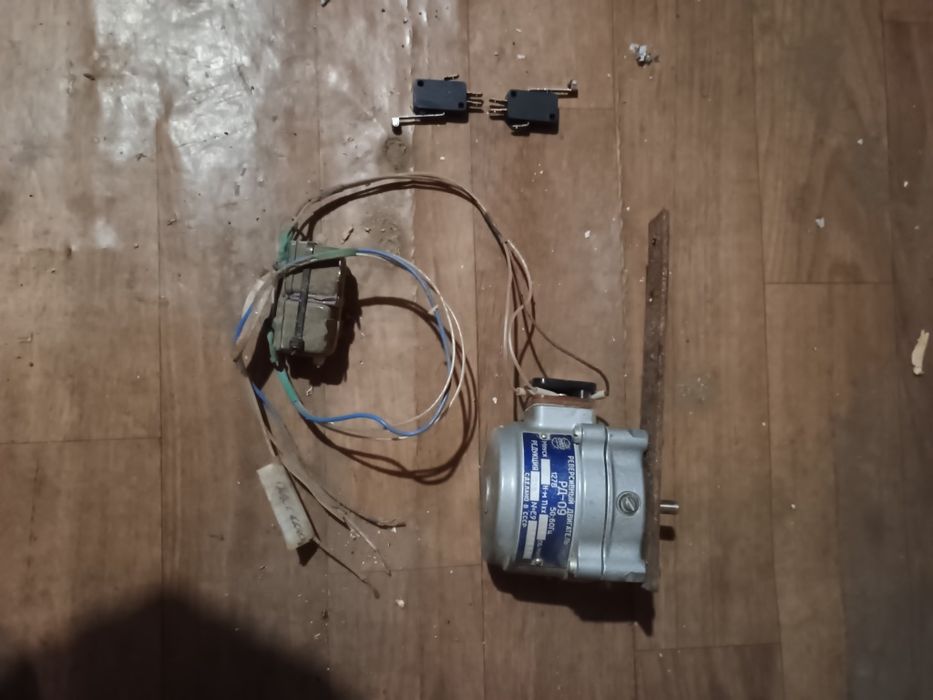 Инкубатор из холодильного шкафа-витрины