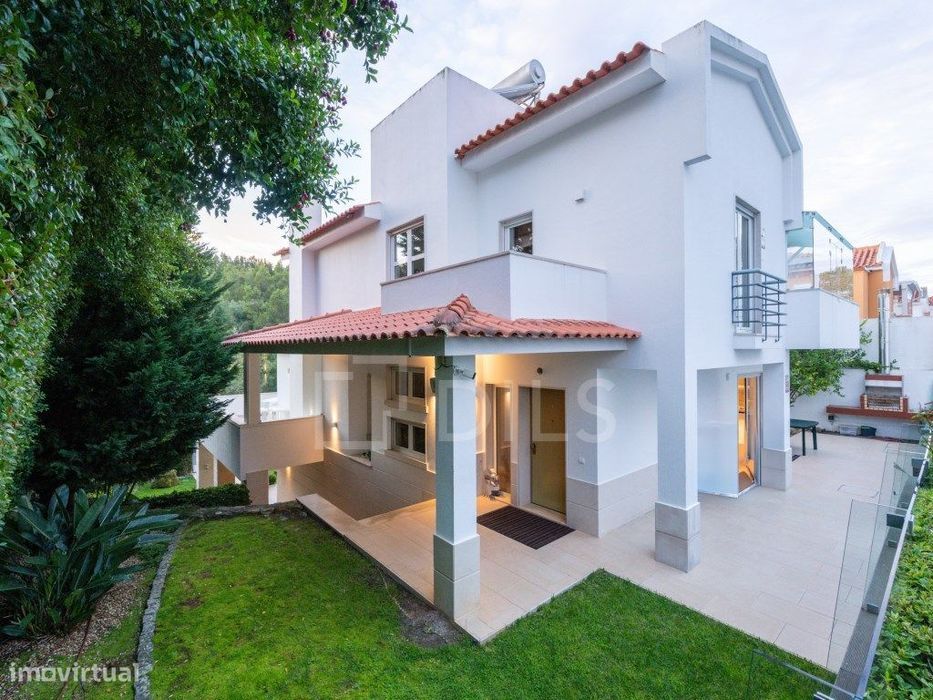 Moradia T4+1 no Estoril