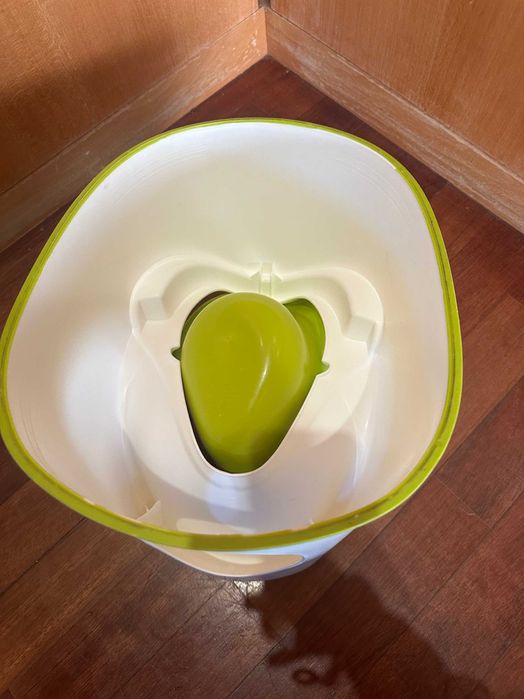 Penico sanitário infantil branco/verde – assento alto