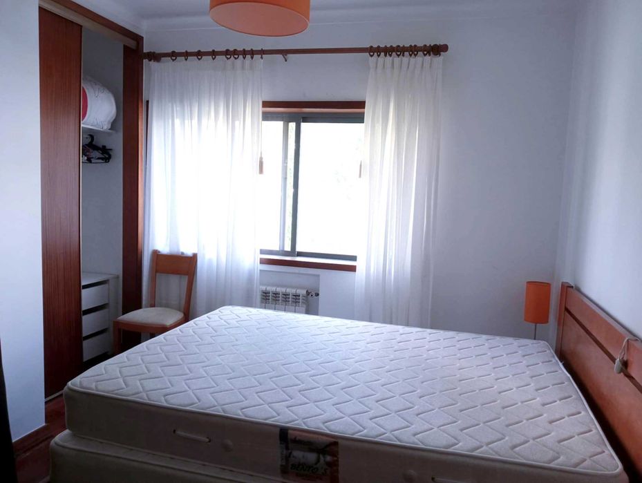Apartamento T3 Mobilado C/Garagem
