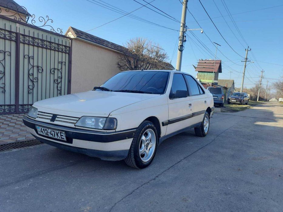 Продам Пежо 405 в хорошем состоянии газ/бенз