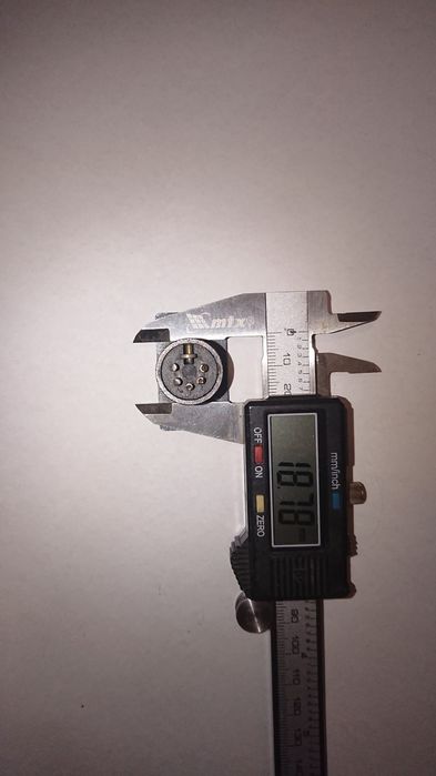 Продам 5Pin XLR разъём Neutrik NC5MP