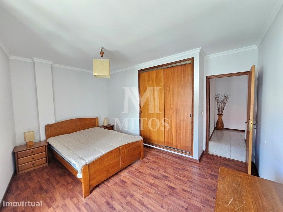 Apartamento T4 mobilado - Darque