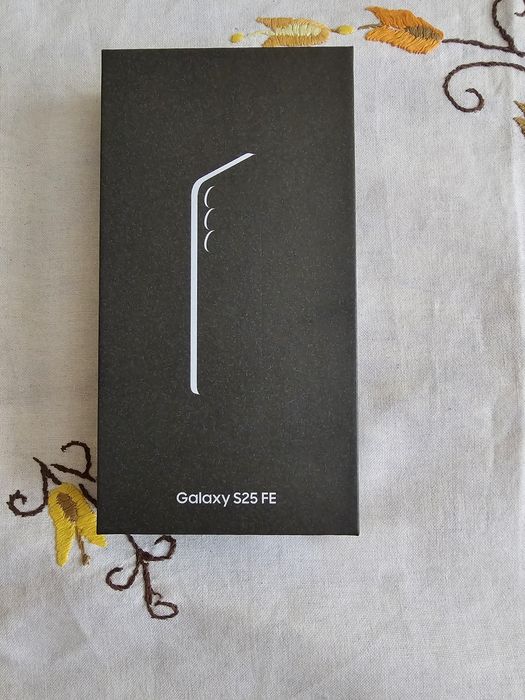 Samsung S25 Fe /128 Black  praktycznie nowy