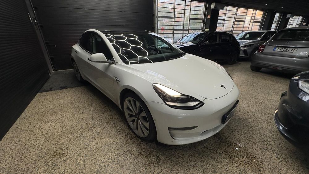 Tesla Model 3 Performance Dual Motor AWD