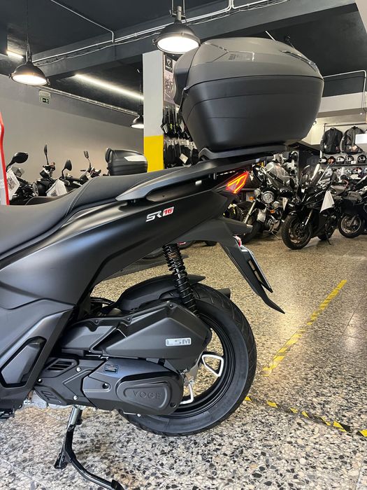 VOGE SR 125 16 de 10/2025 em estado Novo ( 4 Kms )
