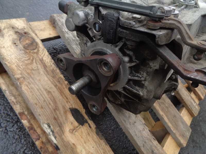 Skrzynia biegów Ford Transit 2.4 tdci 2008r 8C1R7003BA 6 biegów napęd tył