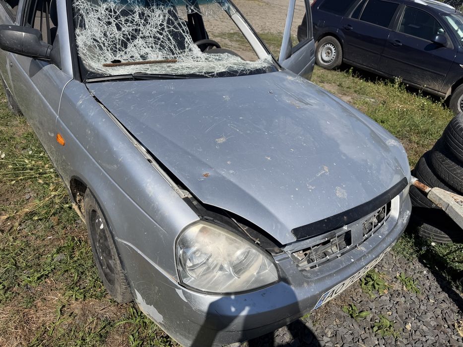 Капот крило  двері ляда Ваз Пріора 2170