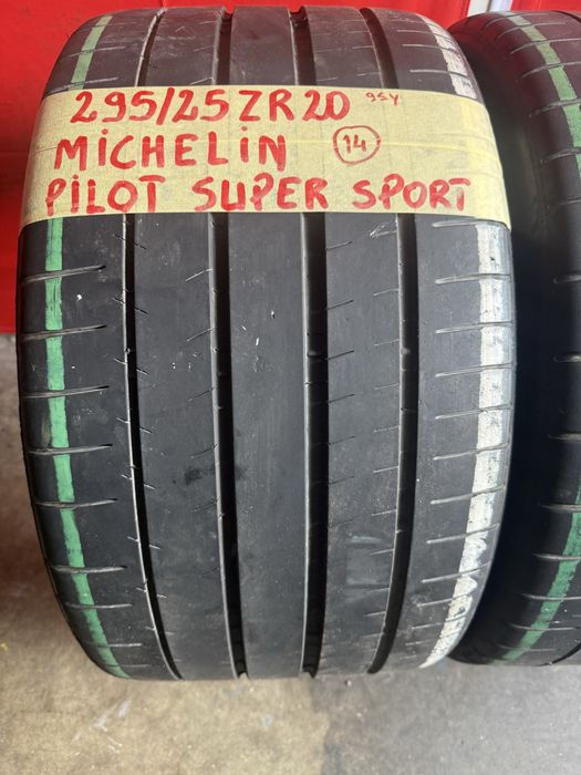 Pneus 295/25/20 Michelin  Impecaveis