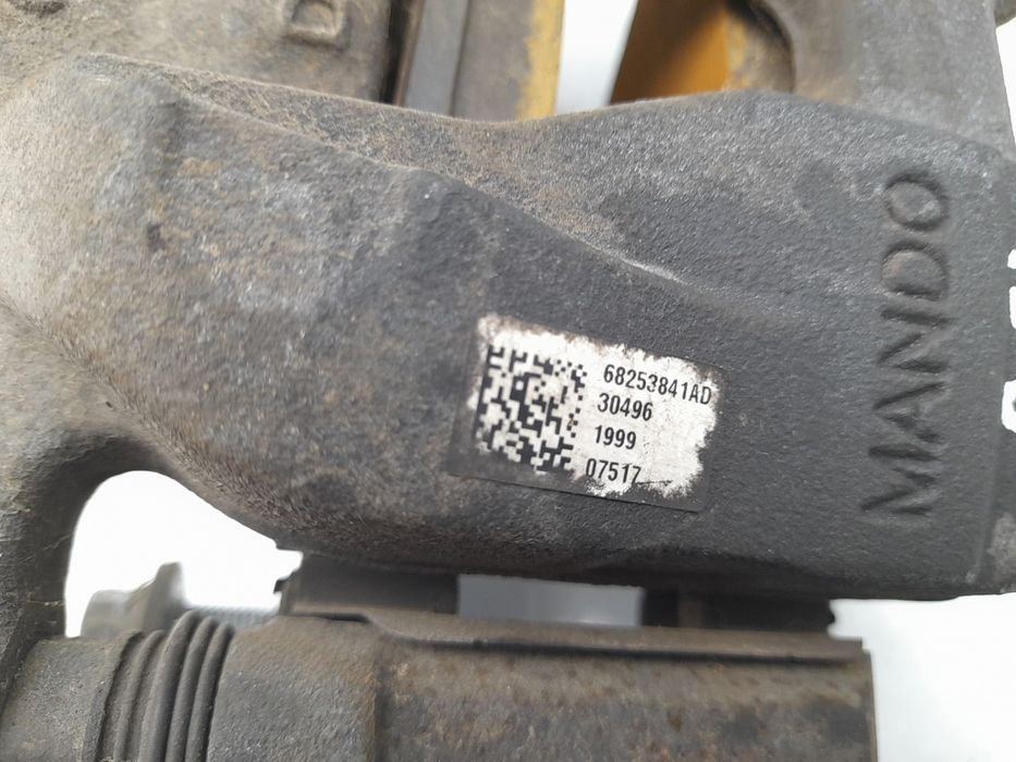 Pinça travão / maxila de travão frente esquerda JEEP Compass (MP, M6)