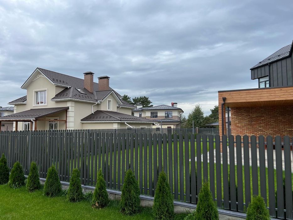 Котеджний Комплекс " Зарічний Гай"