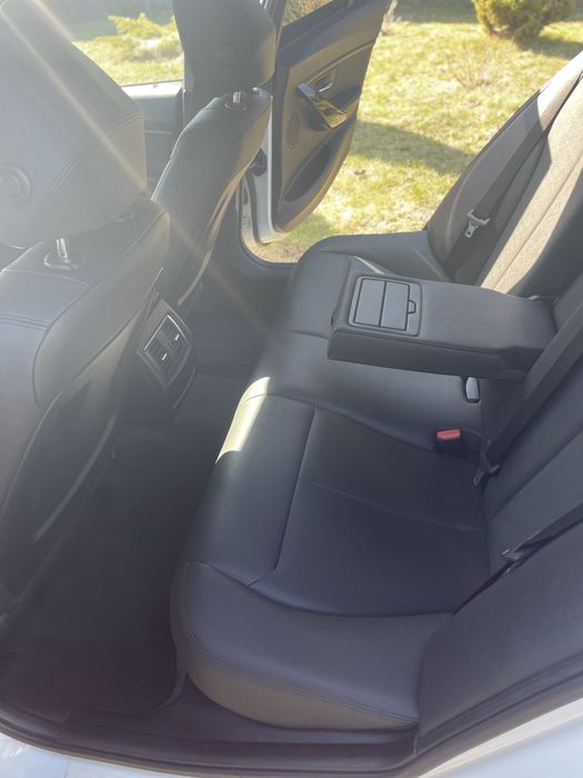 BMW 320I 2018 року