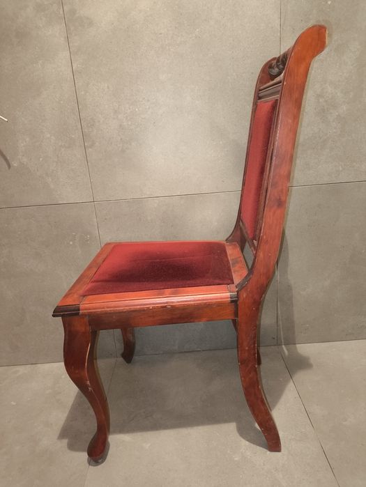 Stare krzesła w stylu Ludwikowskim