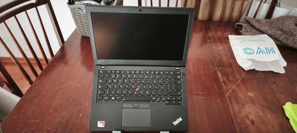 Lenovo ThinkPad A275 | AMD | 8GB RAM | 256GB SSD | Teclado PT | Carregador incluído