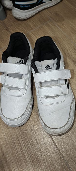 Buty sportowe adidas rozm 32