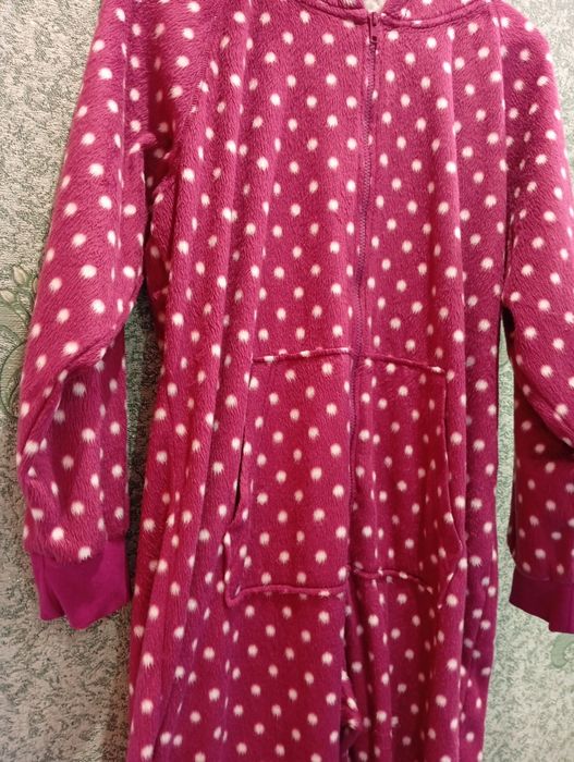 жіноча флісова піжама кігурумі F&F 48-50р
Нова без дефектів