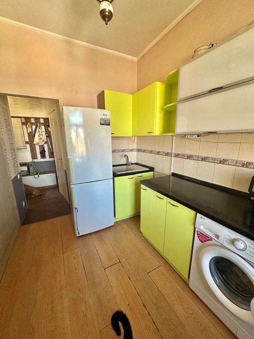 Продам квартиру в центре города.